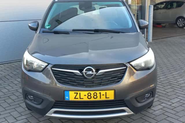 Opel Crossland (2019) thumbnail 2