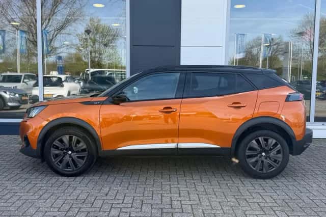 Peugeot 2008 (2021) thumbnail 4