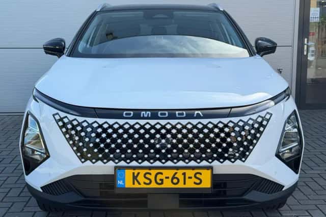 Omoda 5 SHS (2026) thumbnail 2