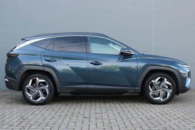 Hyundai Tucson (2023) thumbnail 4