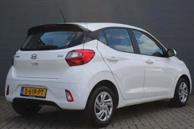 Hyundai i10 (2023) thumbnail 6
