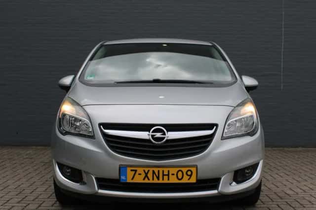 Opel Meriva (2014) thumbnail 3
