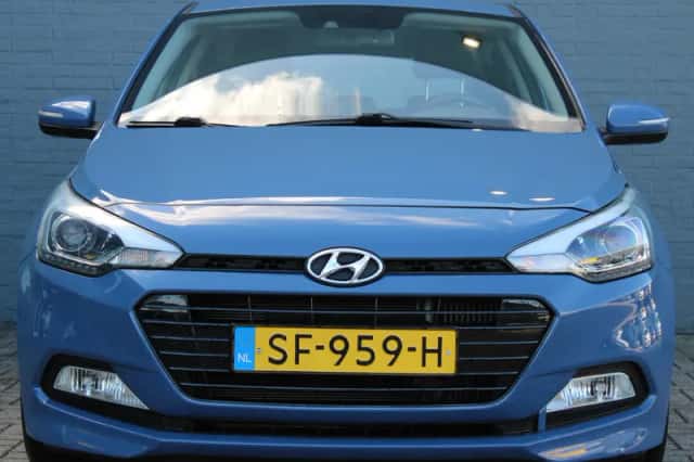 Hyundai i20 (2018) thumbnail 2