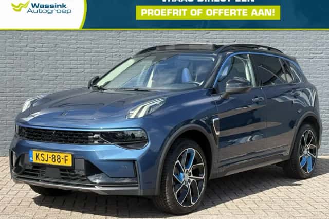 Lynk & Co 01 (2023) thumbnail 1