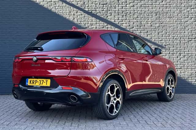Alfa Romeo Tonale (2023) thumbnail 5
