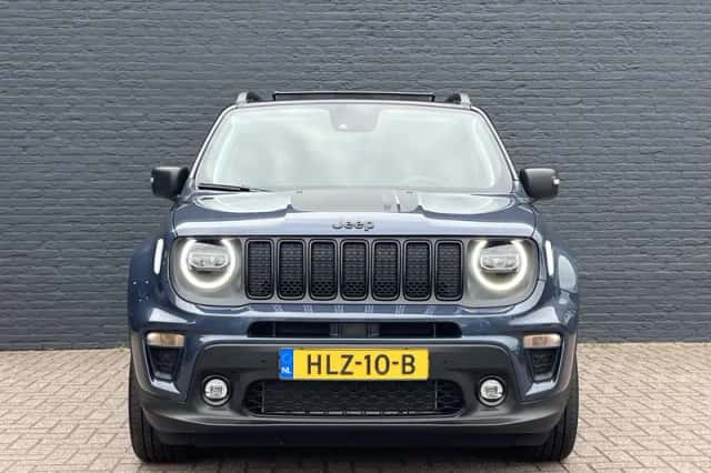 Jeep Renegade (2025) thumbnail 2