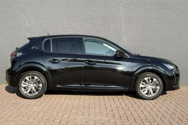 Peugeot e-208 (2021) thumbnail 4