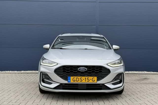 Ford Focus (2024) thumbnail 2