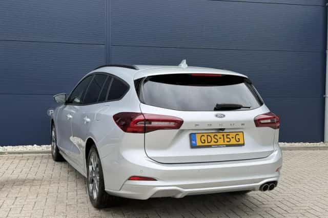 Ford Focus (2024) thumbnail 5