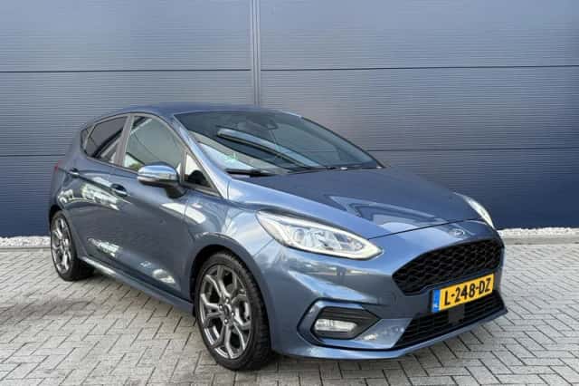 Ford Fiesta (2021) thumbnail 2