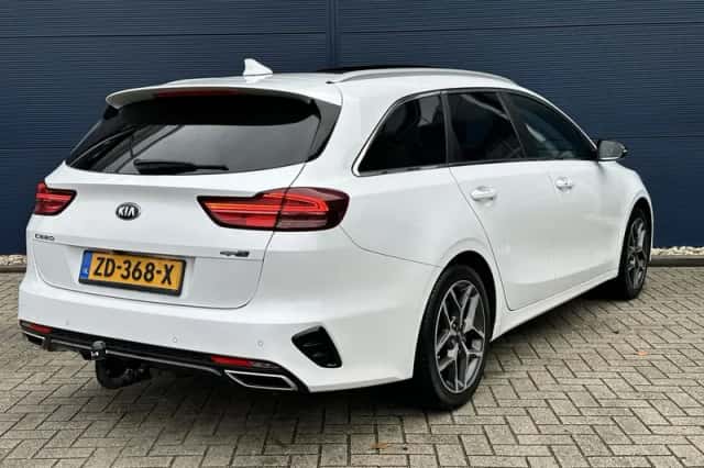 Kia Ceed (2019) thumbnail 6