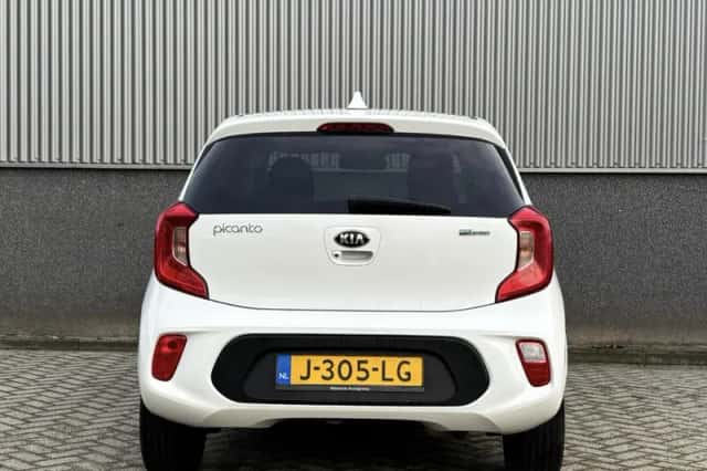Kia Picanto (2020) thumbnail 6