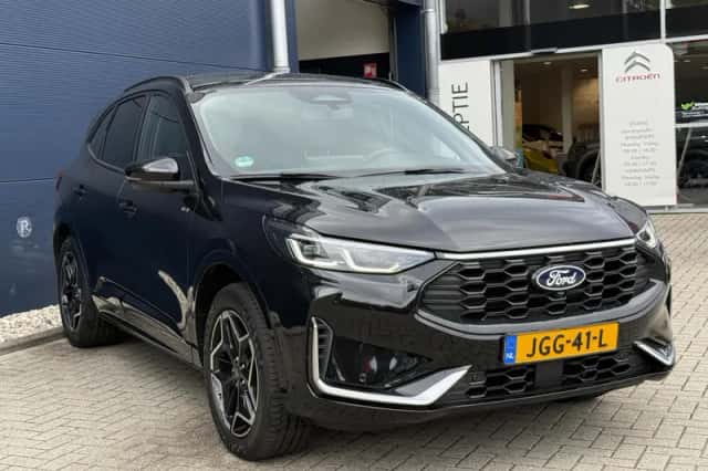 Ford Kuga (2025) thumbnail 3