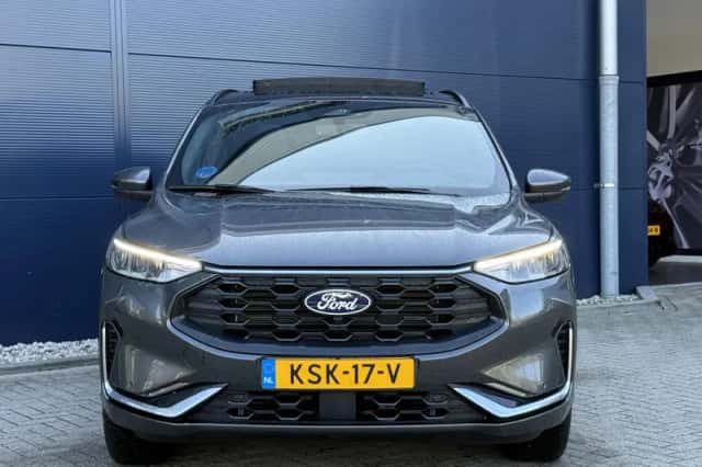 Ford Kuga (2026) thumbnail 2