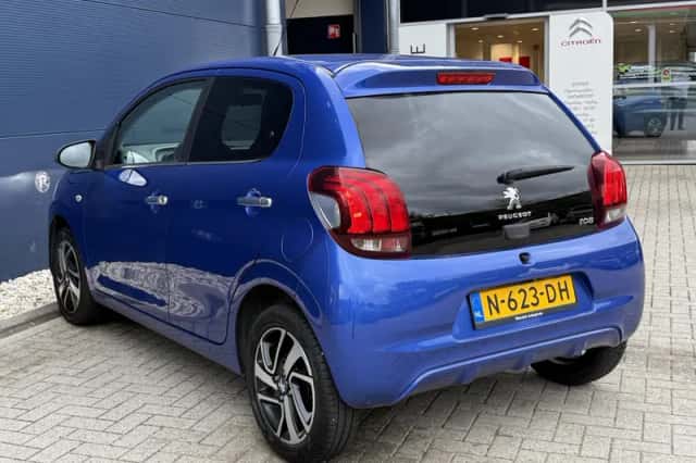 Peugeot 108 (2021) thumbnail 4