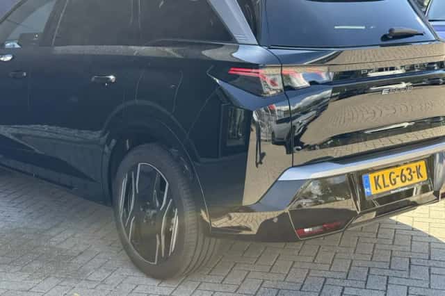 Peugeot E-5008 (2026) thumbnail 4