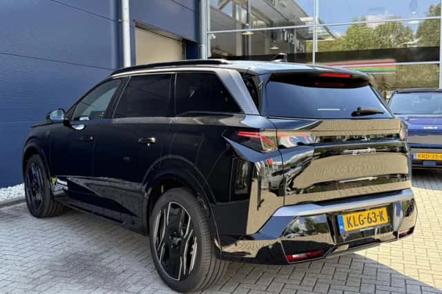 Peugeot E-5008 (2026) thumbnail 5