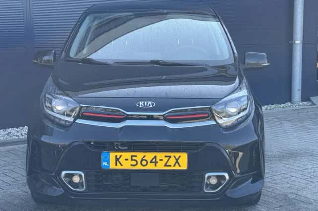 Kia Picanto (2021) thumbnail 2