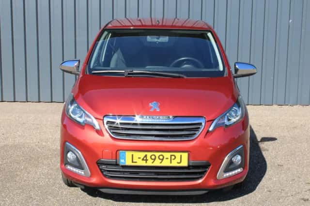 Peugeot 108 (2021) thumbnail 2