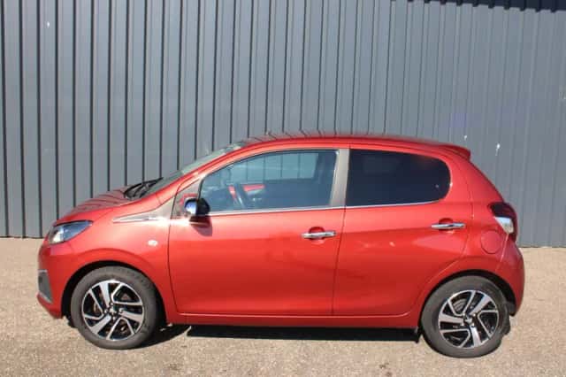 Peugeot 108 (2021) thumbnail 3
