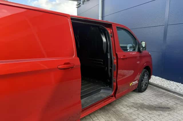 Ford Transit Custom (2024) thumbnail 6