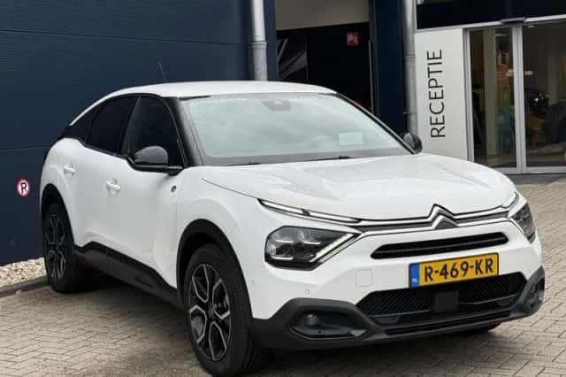 Citroën ë-C4 (2022) thumbnail 3