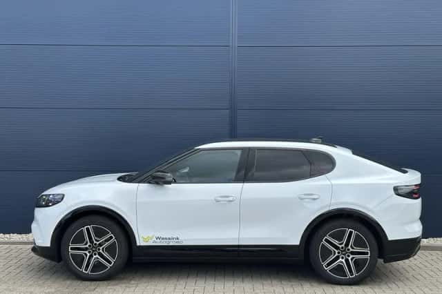 Ford Capri (2024) thumbnail 6