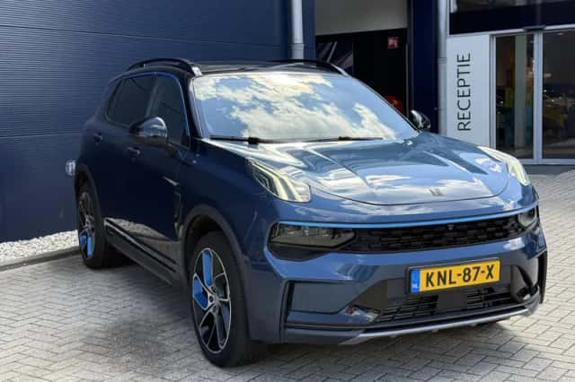 Lynk & Co 01 (2023) thumbnail 3