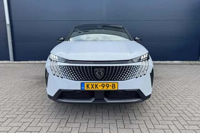 Peugeot 3008 (2026) thumbnail 2