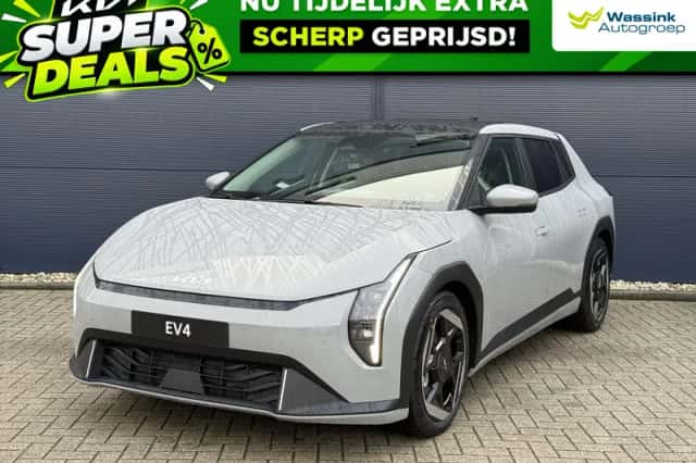 Kia EV4 (2026) thumbnail 1