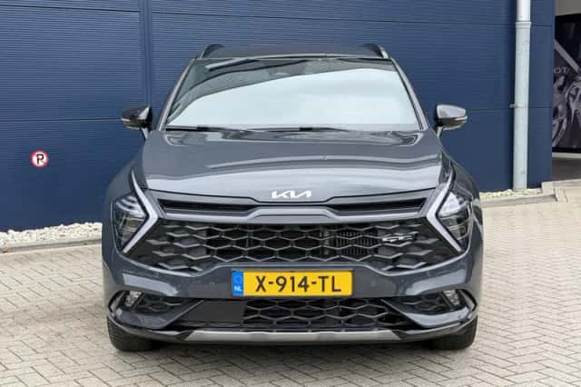 Kia Sportage (2022) thumbnail 2