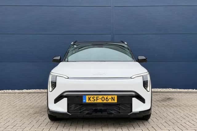 Kia EV3 (2026) thumbnail 3