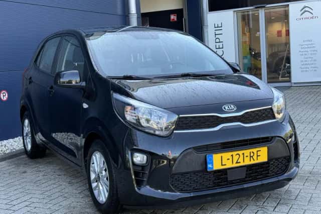 Kia Picanto (2021) thumbnail 3