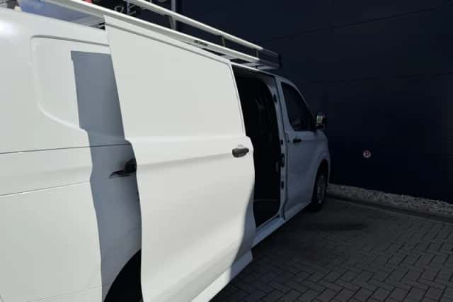 Ford Transit Custom (2024) thumbnail 6
