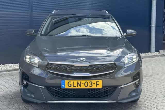 Kia XCeed (2021) thumbnail 2