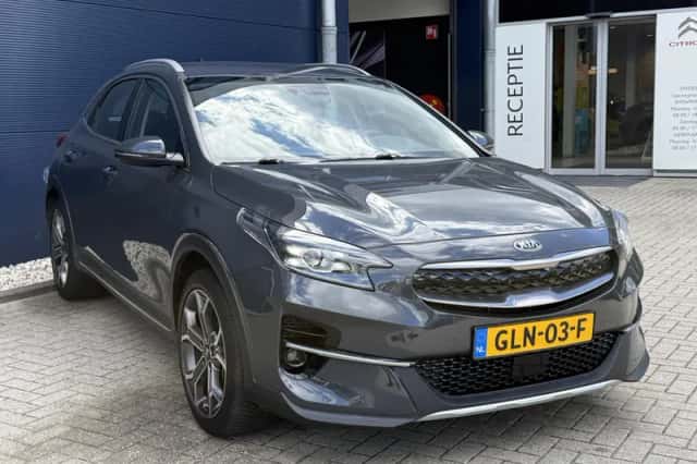 Kia XCeed (2021) thumbnail 3
