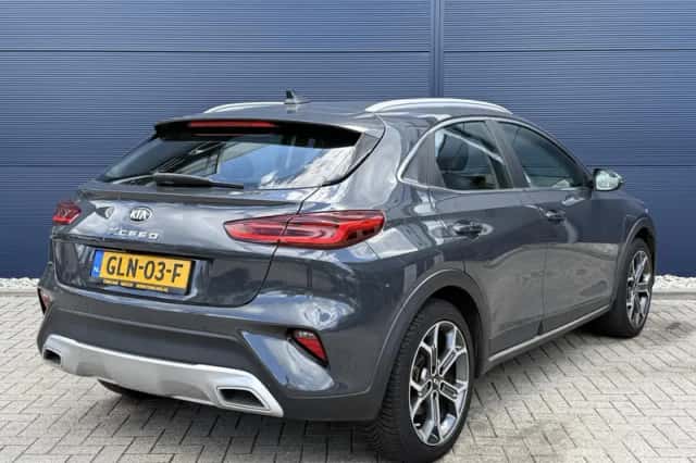 Kia XCeed (2021) thumbnail 6