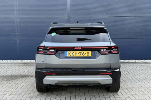 Jeep Compass (2026) thumbnail 5