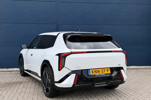 Kia EV4 (2026) thumbnail 4