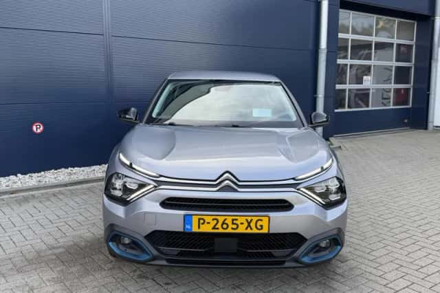 Citroën ë-C4 (2022) thumbnail 2