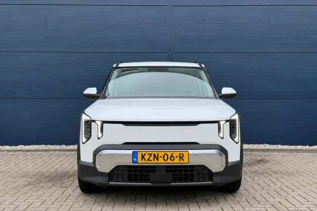 Kia EV2 (2026) thumbnail 3