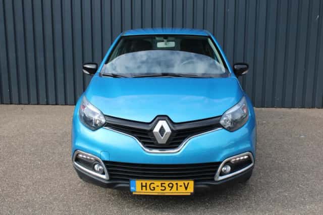 Renault Captur (2015) thumbnail 5