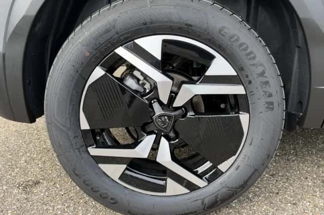 Peugeot 2008 (2026) thumbnail 4