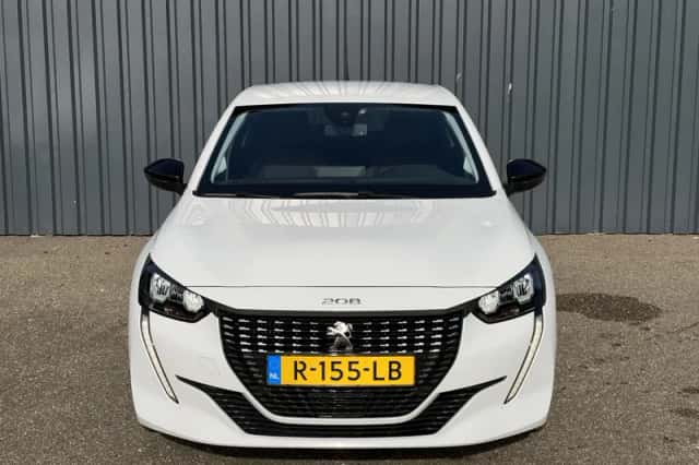 Peugeot 208 (2022) thumbnail 3