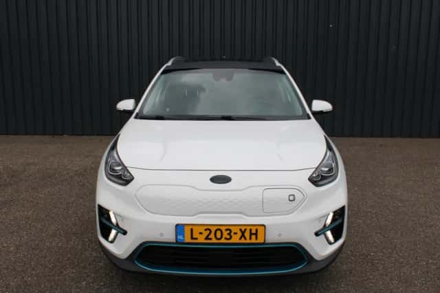 Kia Niro EV (2021) thumbnail 3