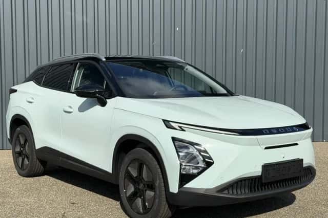 Omoda 5 EV (2026) thumbnail 2