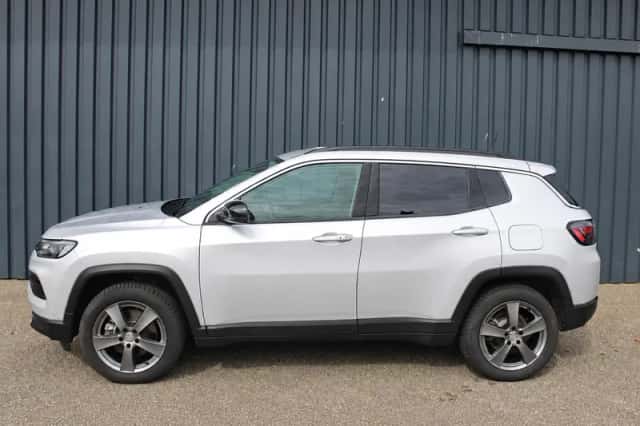 Jeep Compass (2022) thumbnail 5