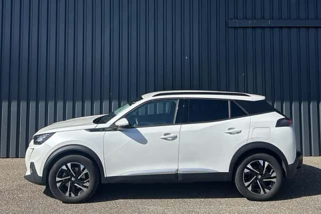 Peugeot e-2008 (2021) thumbnail 2