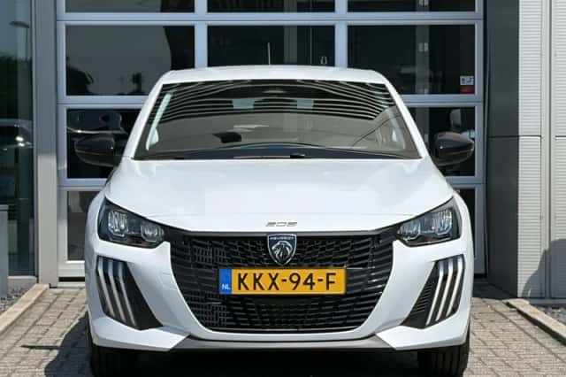 Peugeot 208 (2026) thumbnail 2