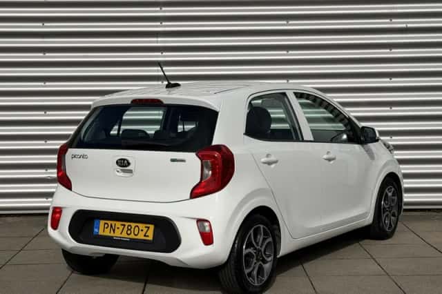Kia Picanto (2017) thumbnail 5